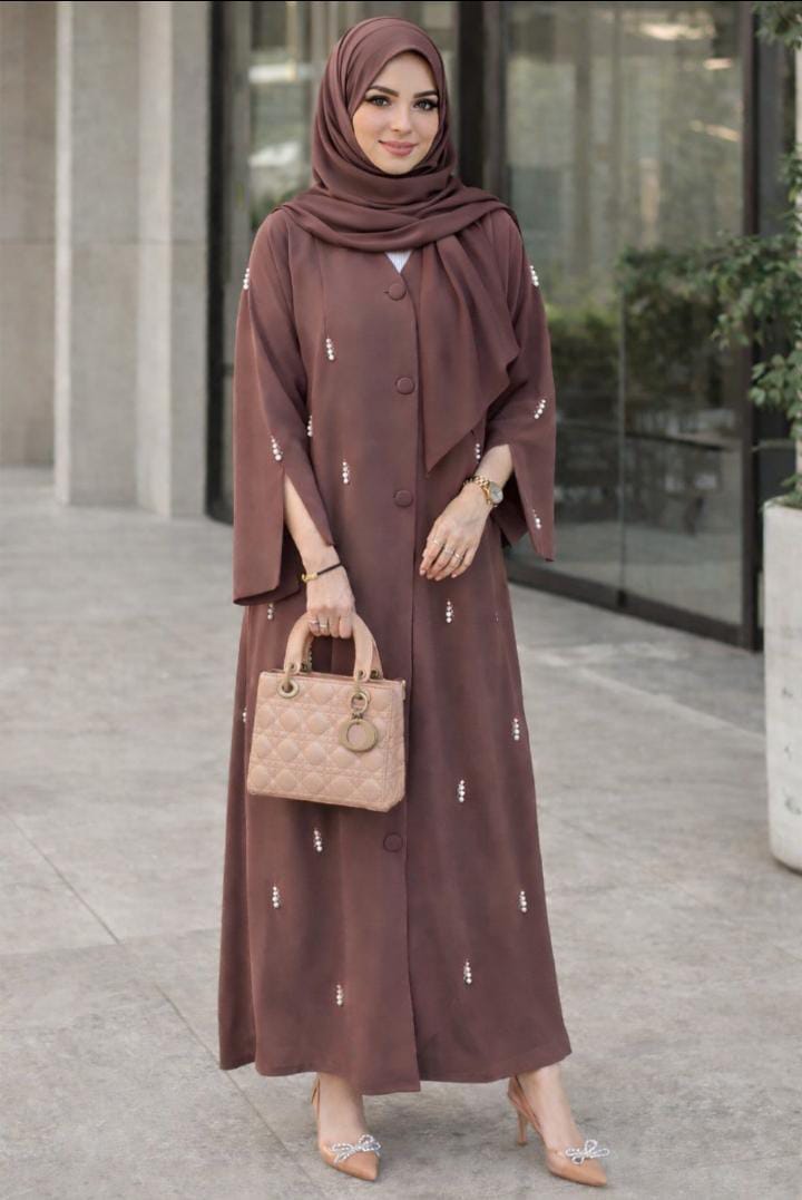 Model wearing elegant black abaya